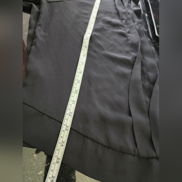 FOREVER 21 Long Sleeve Blouse. Beaded Round Neck. Button Up Back. Size 2XL - Picture 9 of 12